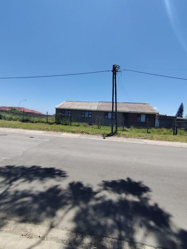 5 Bedroom Property for Sale in Amalinda Eastern Cape